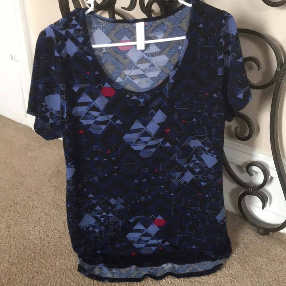 LuLaRoe tee